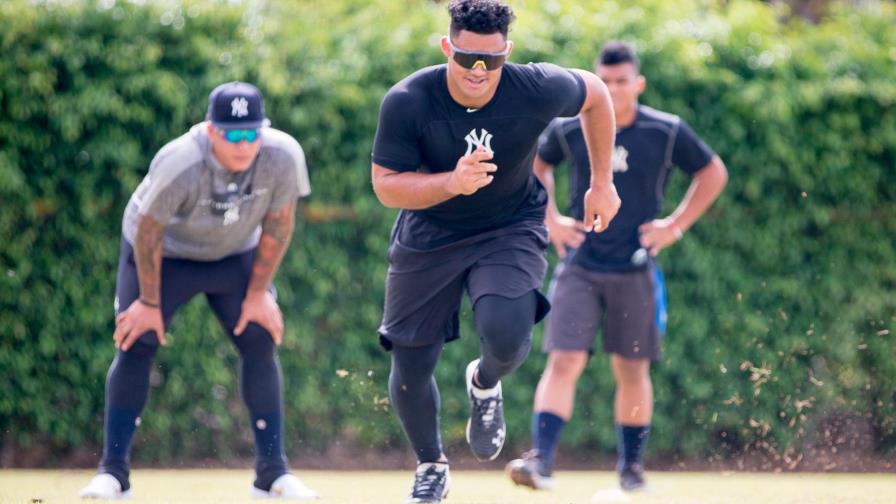 Jasson Domínguez ascendido a la Clase-Baja de los Yanquis de Nueva York