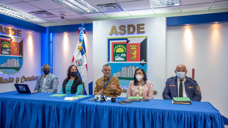 Manuel Jiménez advierte aplicará sanciones si se comprueba nepotismo en Alcaldía Manuel Jiménez advierte aplicará sanciones si se comprueba nepotismo en Alcaldía