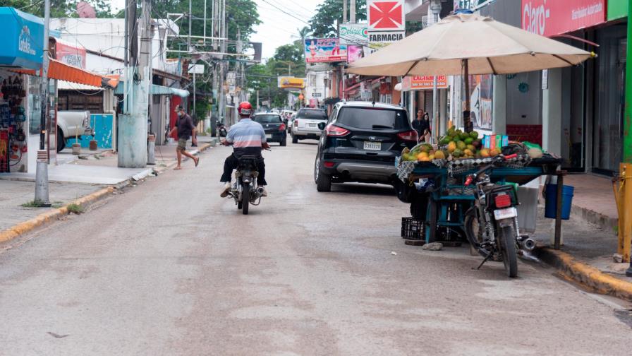 Moradores de Boca Chica urgen por mayor vigilancia policial en la zona 
