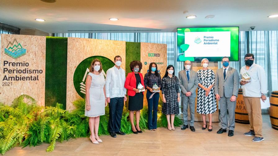 Periodistas de DL ganan primer lugar en Premio Periodismo Ambiental