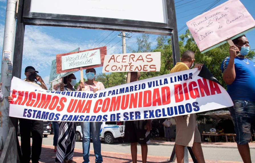 Vecinos de Palmarejo claman por servicios en su comunidad