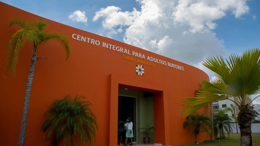 Día de la Persona Envejeciente encuentra a hogares cerrados