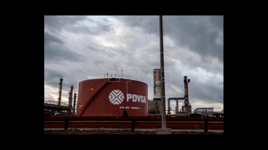 El desplome del precio del crudo proyecta una sombra de default venezolano