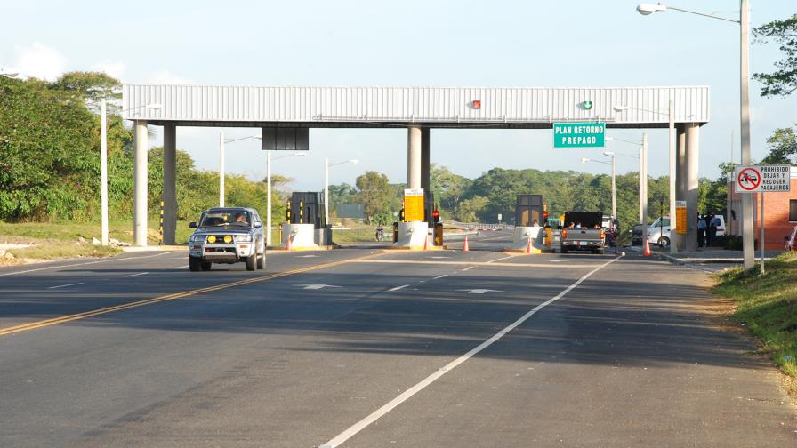 Piden revisión del contrato de carretera Samaná