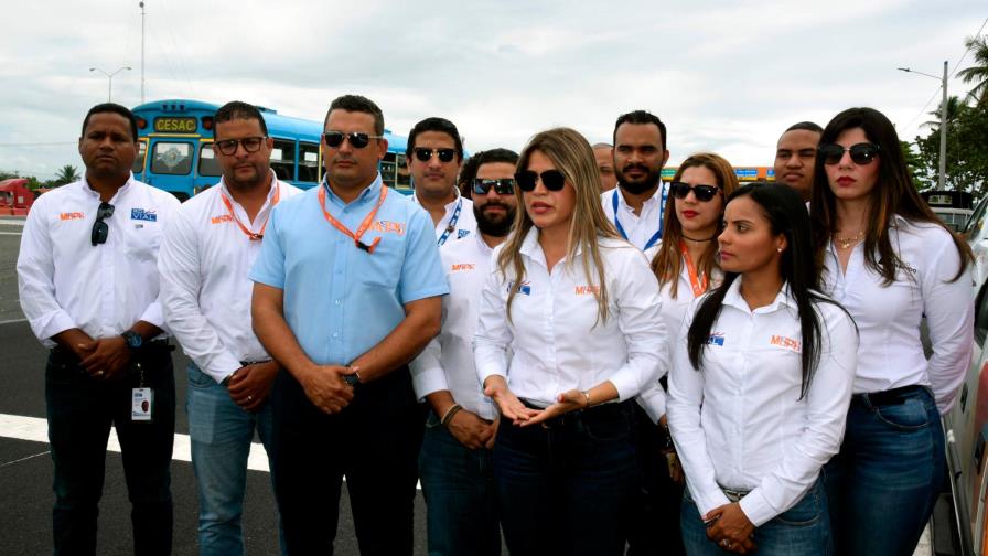 Obras Públicas amplía el peaje de Las Américas Obras Públicas amplía el peaje de Las Américas