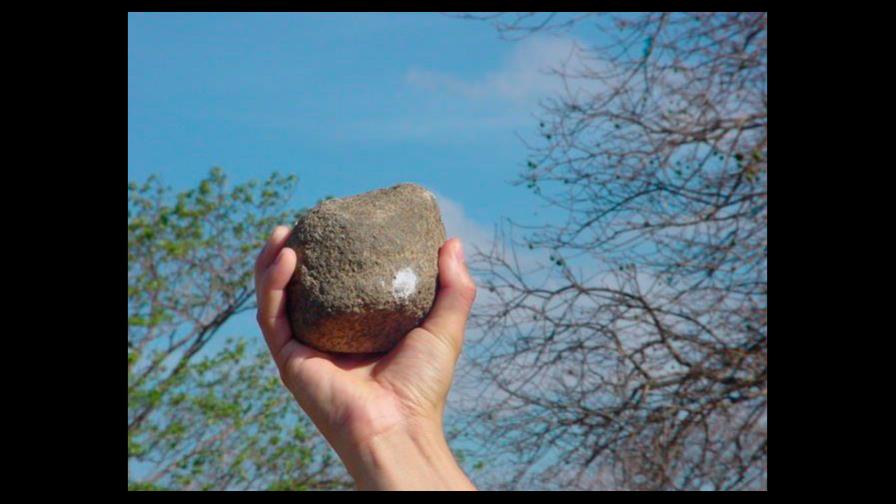 Hombre mata mujer de una pedrada en la cabeza en Monseñor Nouel