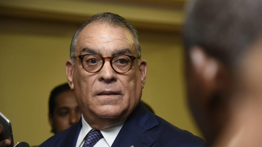 Pedro Alegría deja el BIS y se declara incondicional de Danilo