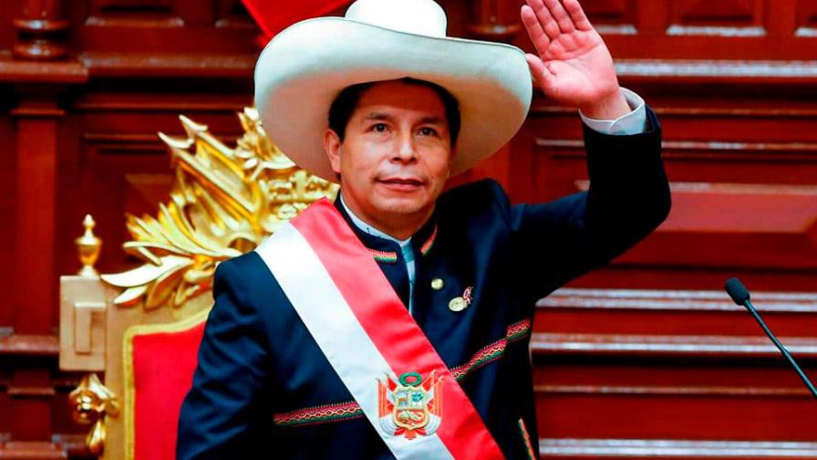 La derecha peruana plantea abiertamente destitución del presidente Castillo La derecha peruana plantea abiertamente destitución del presidente Castillo