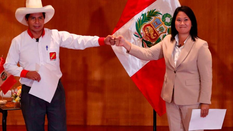 ¿Por qué Perú aún no ha proclamado al presidente tras un mes de los comicios? ¿Por qué Perú aún no ha proclamado al presidente tras un mes de los comicios?