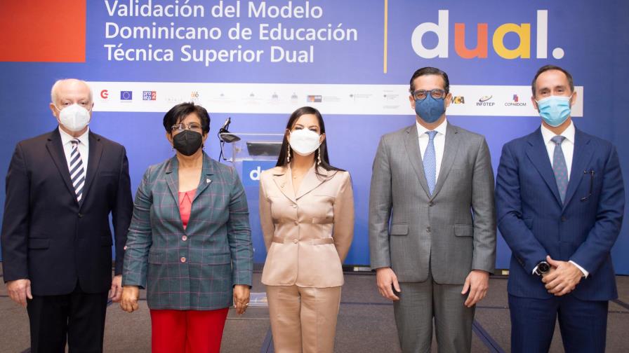 Empresarios dan primeros pasos para la implementación de un modelo dual de educación técnico superior