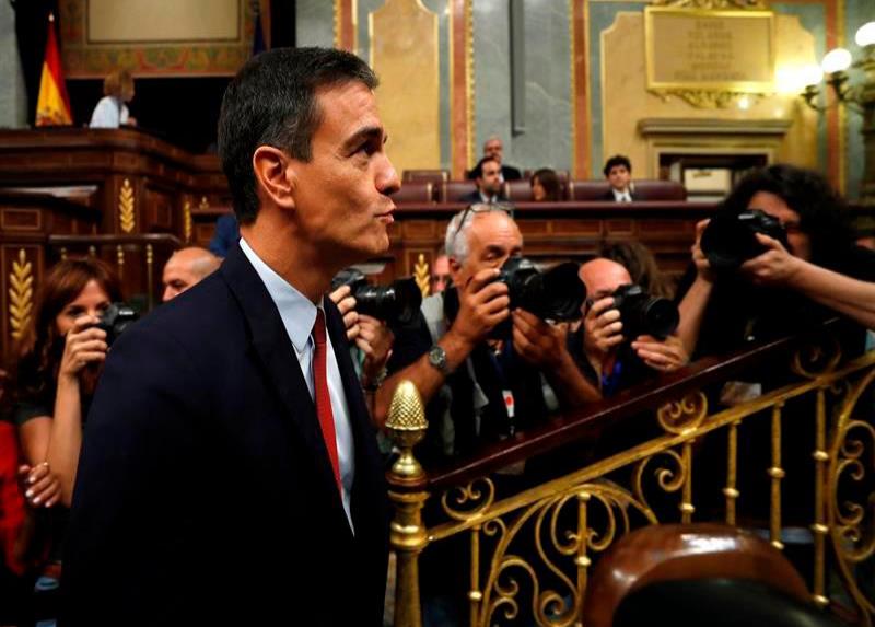 Pedro Sánchez inicia el debate de investidura en España con posible coalición