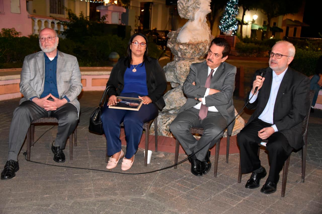 Los intelectuales ponderaron su trayectoria