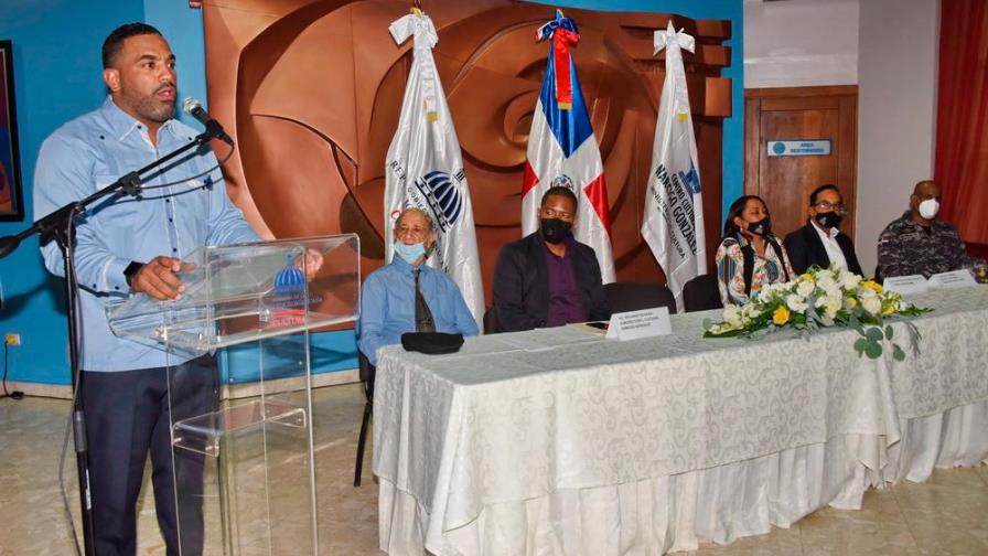 Centro Cultural conmemora natalicio de Narciso González