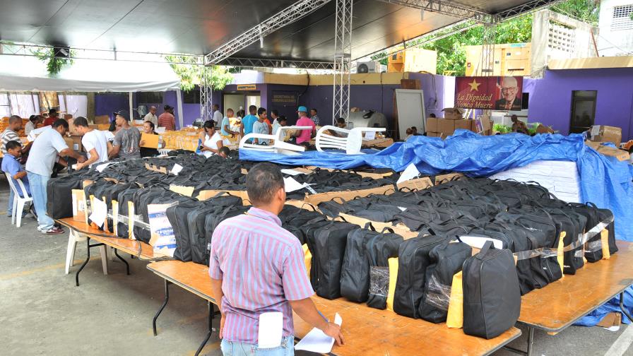 Las elecciones primarias del PLD exigen la presencia de candidatos populares