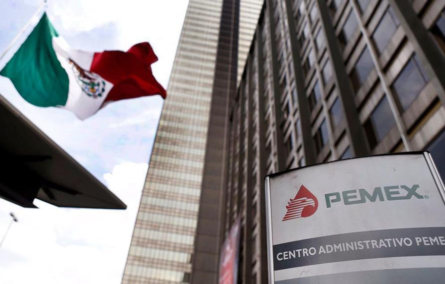 México aumenta recortes fiscales al grupo Pemex