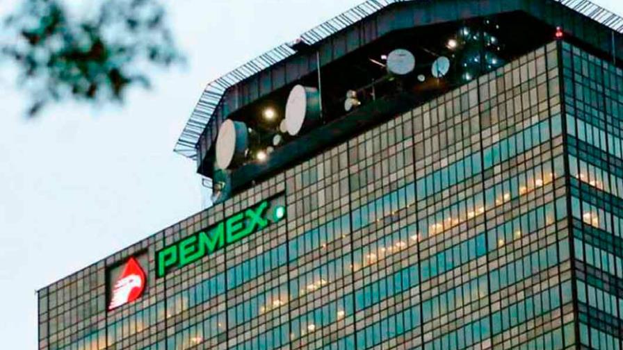 Pemex de México en serias dificultades conforme empeora la perspectiva de la deuda