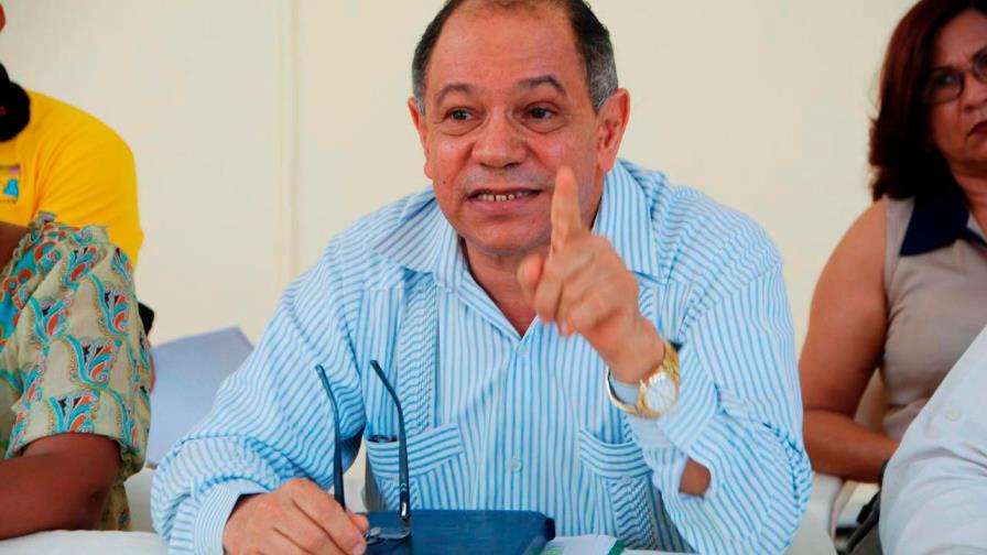 Abreu califica como fuera de lugar impugnación hecha por la FDC al aumento salarial