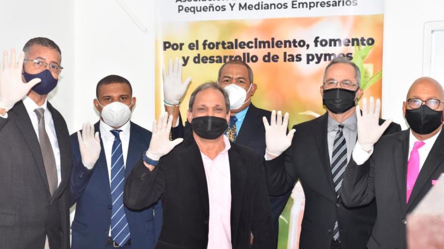 Asociación de pequeños y medianos empresarios juramenta directiva en el Distrito Nacional Asociación de pequeños y medianos empresarios juramenta directiva en el Distrito Nacional