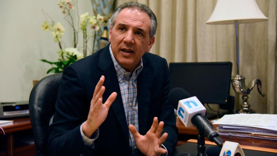 Danilismo elegirá su precandidato por encuestas frente a Leonel 