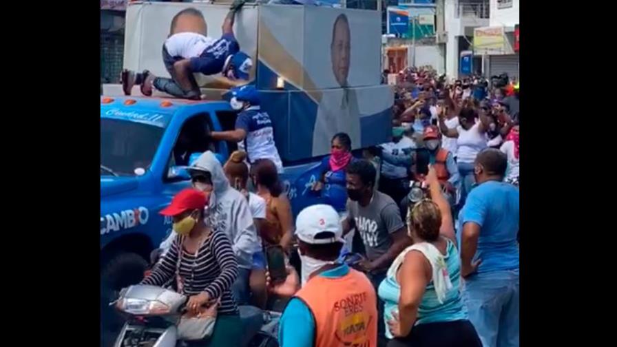 Alcalde de Puerto Plata no puede “alegar ignorancia” ni decir “que no tiró piedra”, según ministro Alcalde de Puerto Plata no puede “alegar ignorancia” ni decir “que no tiró piedra”, según ministro