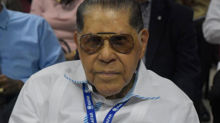 VIDEO | General Pérez Bello sorprende en las redes bailando merengue a sus 90 años VIDEO | General Pérez Bello sorprende en las redes bailando merengue a sus 90 años