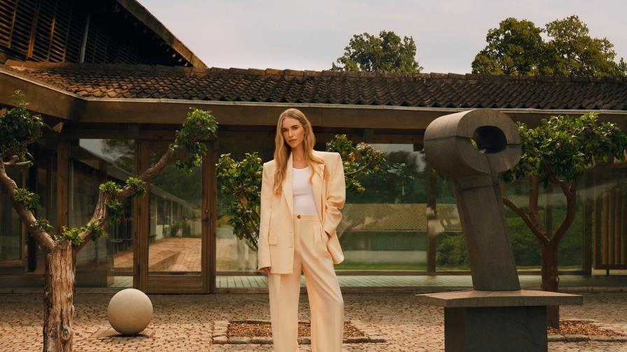 La influencer de estilo Pernille Teisbaek lanza colección junto a Mango