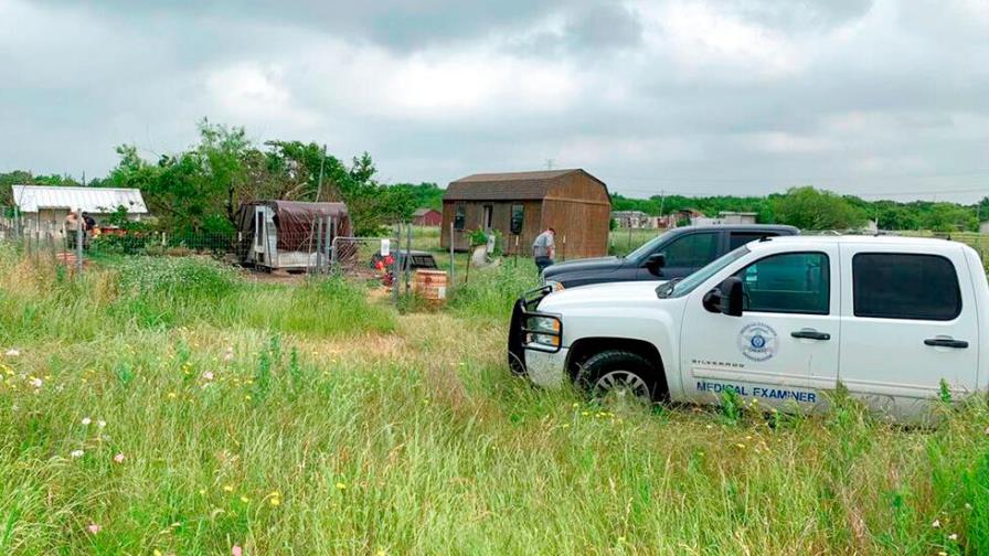 Perros se comen a su dueño con todo y huesos en Texas Perros se comen a su dueño con todo y huesos en Texas