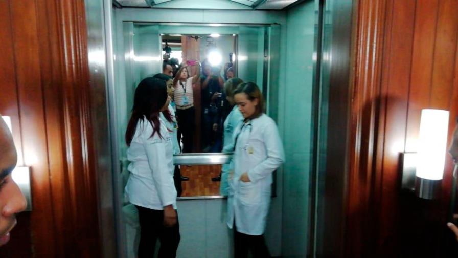 Llega personal médico a la JCE