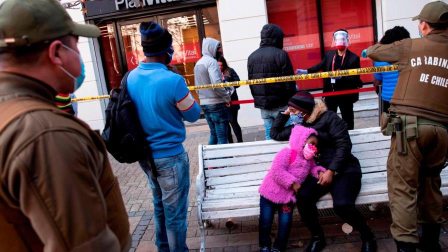 Chile discute cuarto retiro de fondos de pensiones y advierten de riesgos para su economía Chile discute cuarto retiro de fondos de pensiones y advierten de riesgos para su economía