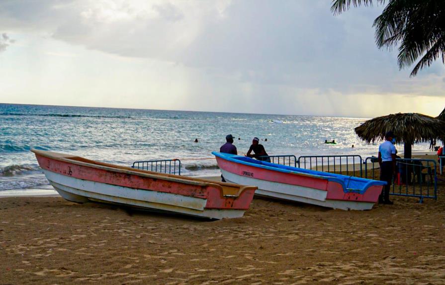 Gobierno anuncia inversión para recuperar Playa Guayacanes y La Playita