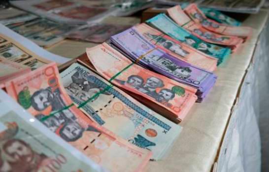 ¿Cuánto se ha depreciado el peso dominicano?