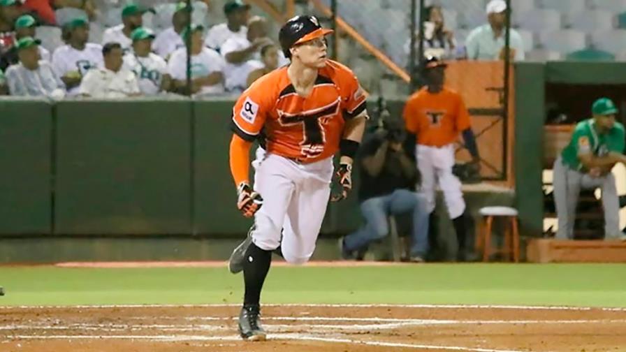 Toros sobreanotan 54-23 para saltar del sótano a respirarle en orejas al Escogido