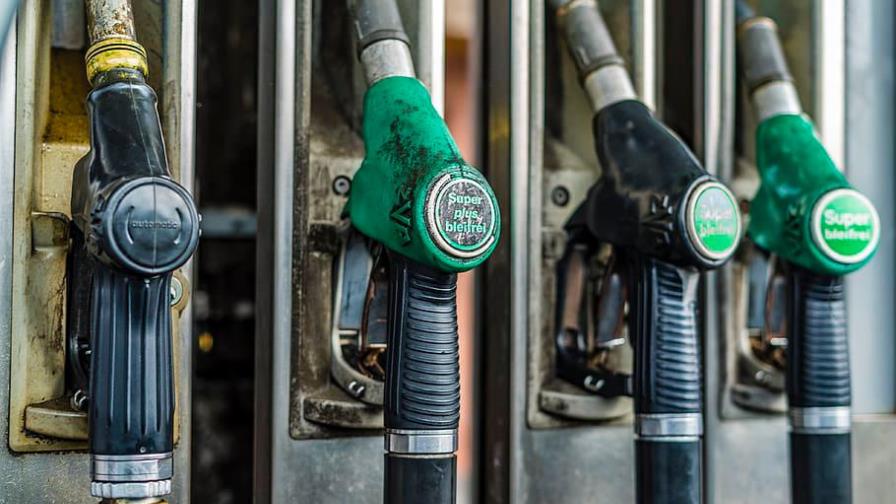El petróleo de Texas sube un 1,03 % y cierra en 72,39 dólares el barril El petróleo de Texas sube un 1,03 % y cierra en 72,39 dólares el barril