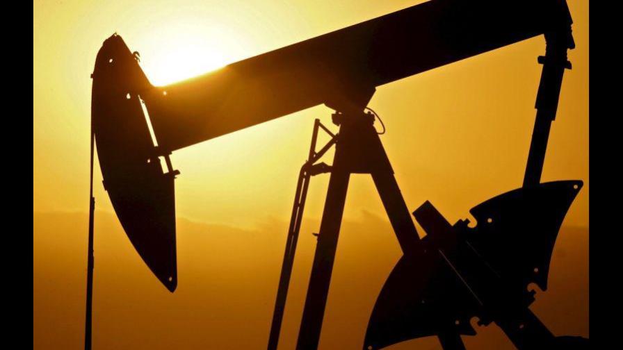 El petróleo Texas cae un 4,48 % por las renovadas tensiones comerciales entre EE.UU. y China