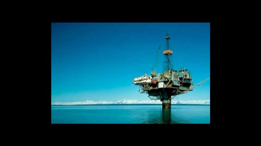 Petróleo de Texas cae 7.97 % por incertidumbre sobre recortes de producción