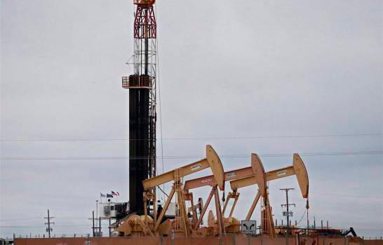 Petróleo Texas sube 2.33 % y registra su valor más alto desde marzo