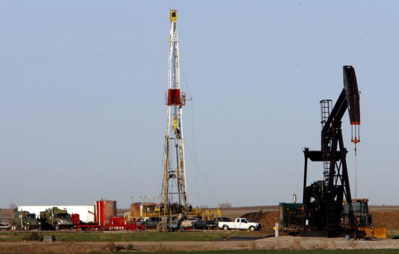 Petróleo de Texas sube un 2,7 % pese a un aumento en los inventarios de EEUU