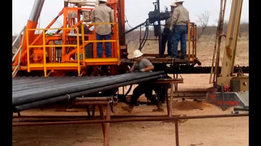 El petróleo de Texas cae un 4.9 % tras palabras de Donald Trump y reducción de tensión con Irán