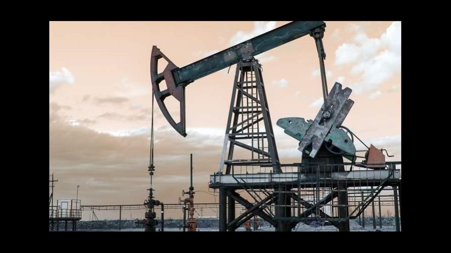 Petróleo sigue subiendo; barril se cotiza a US$49,78 Petróleo sigue subiendo; barril se cotiza a US$49,78