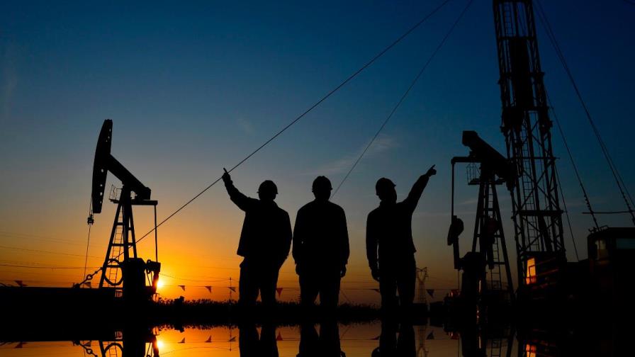 Irak: OPEP evalúa profundizar el recorte de la oferta petrolera en un 33 % Irak: OPEP evalúa profundizar el recorte de la oferta petrolera en un 33 %