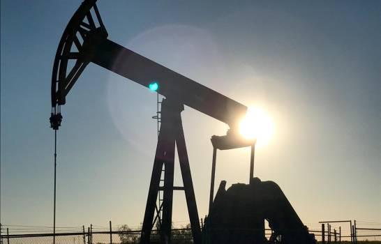 El petróleo se desploma hasta mínimos de casi dos décadas