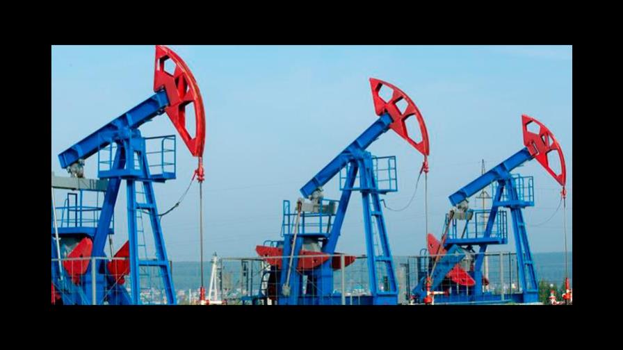 El petróleo de Texas abre con alza de 1.46 % por expectativas sobre producción