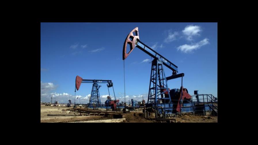 La OPEP acuerda un recorte de petróleo de 9.7 millones de barriles diarios