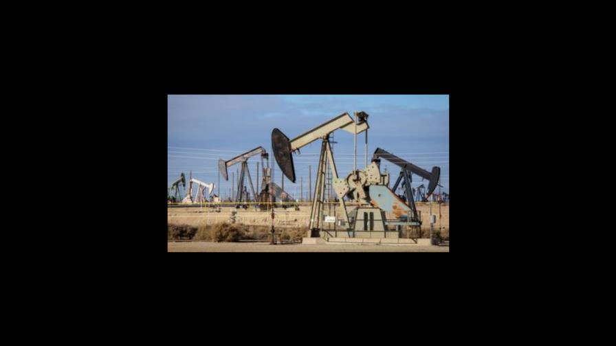 El petróleo de Texas sube un 2.9 % y roza los 40 dólares el barril 