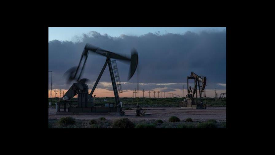 El petróleo de Texas baja un 0.31 % por las tensiones entre China y EE.UU.