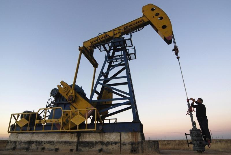 El petróleo de Texas cierra a 36.76 dólares el barril