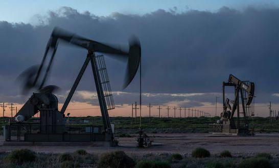 El petróleo de Texas abre a la baja y se coloca a 39.67 dólares