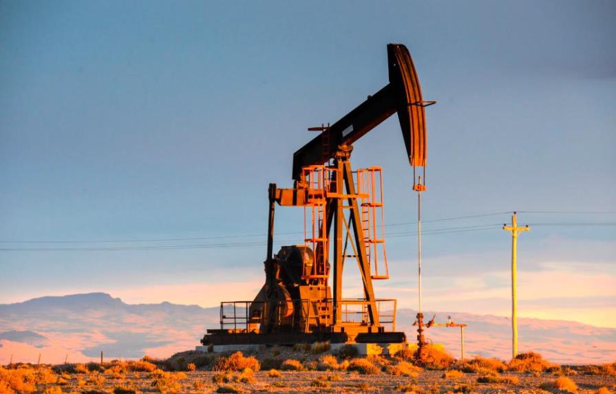 El petróleo de Texas abre con una caída del 4.88 %, hasta 36.83 dólares