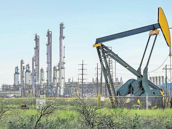 El petróleo de Texas abre con un alza del 0.39 %, hasta 59.56 dólares