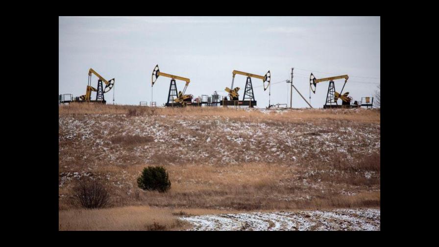El petróleo de Texas abre con un bajada del 0.77 %, hasta 59.31 dólares